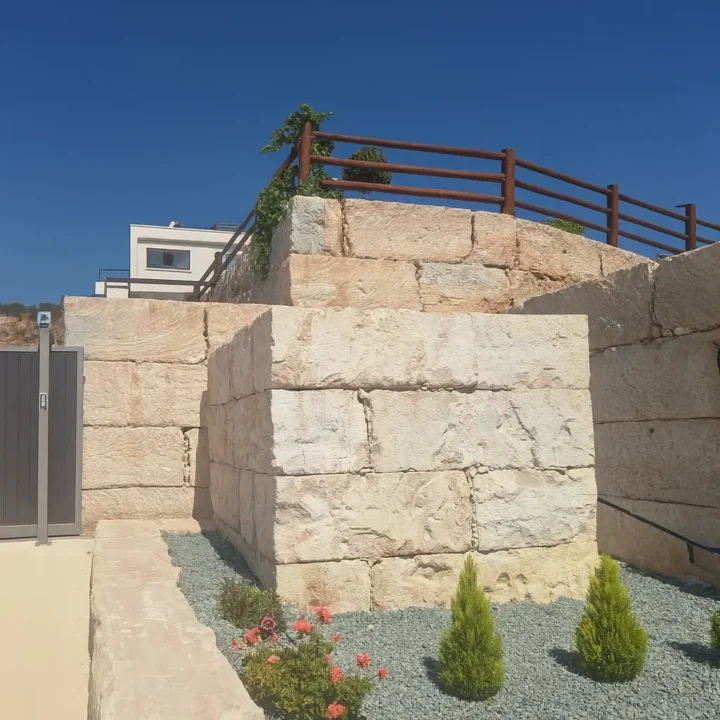retaining-wall-paphos